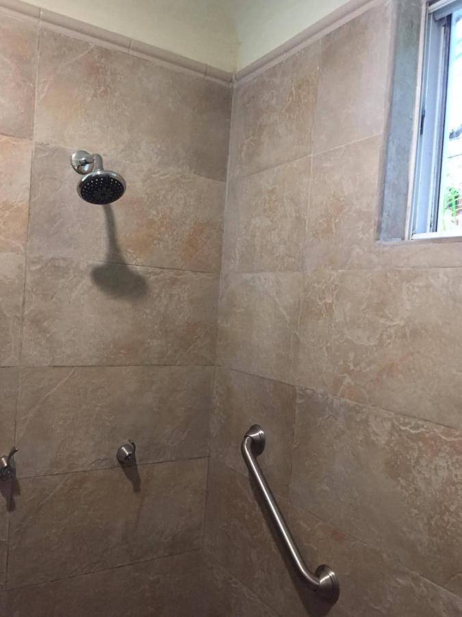 Casa Beard, Spacious Guest House With High Speed Wifi & Pool. Playa del Carmen Exterior photo