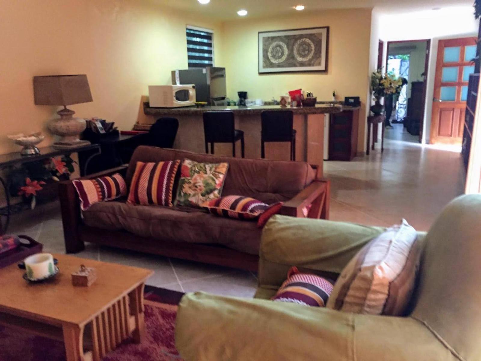 Casa Beard, Spacious Guest House With High Speed Wifi & Pool. Playa del Carmen Exterior photo